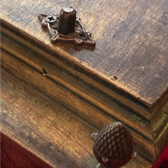 Mantel Clock - Inspired Vintage BrownBlack Finish With Green Patina - Picture 5 of 12